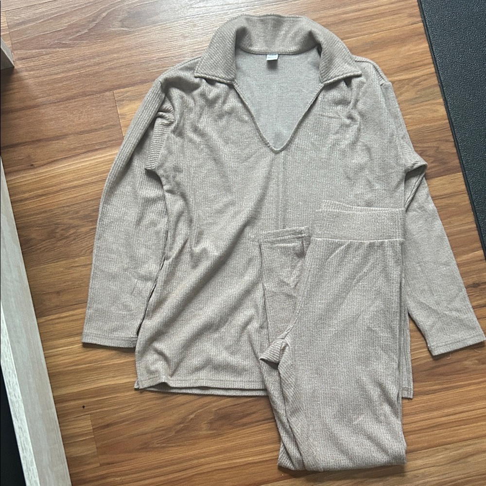 Old Navy Tan Ribbed Pants & Top Set